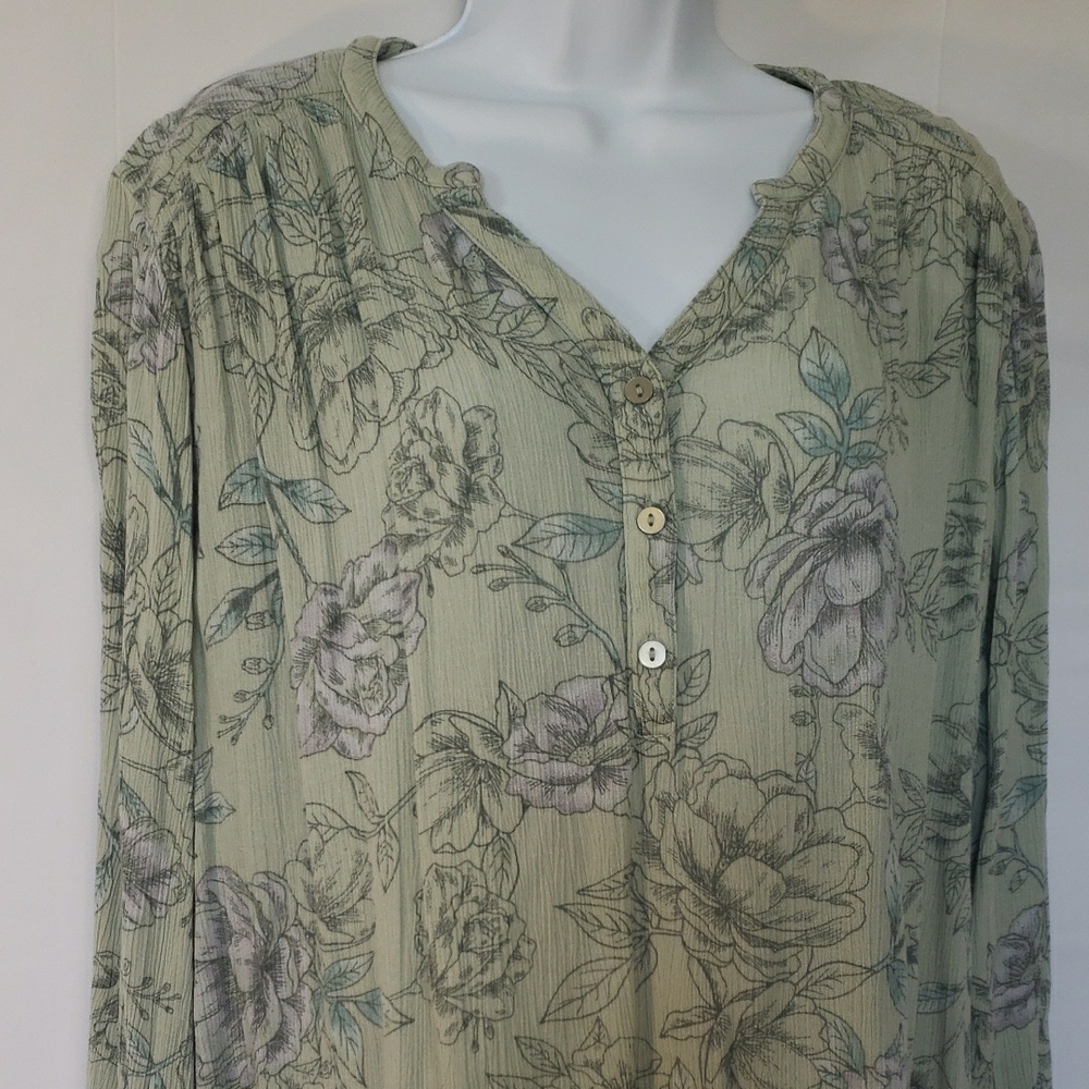 Maurices Floral Button-Down Blouse - Sage Green